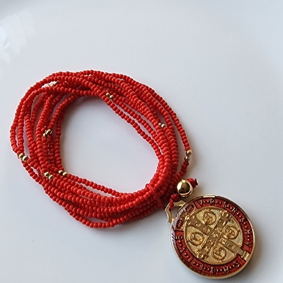 Elegant Red and Gold Beaded Necklace - Picture 1 of 5